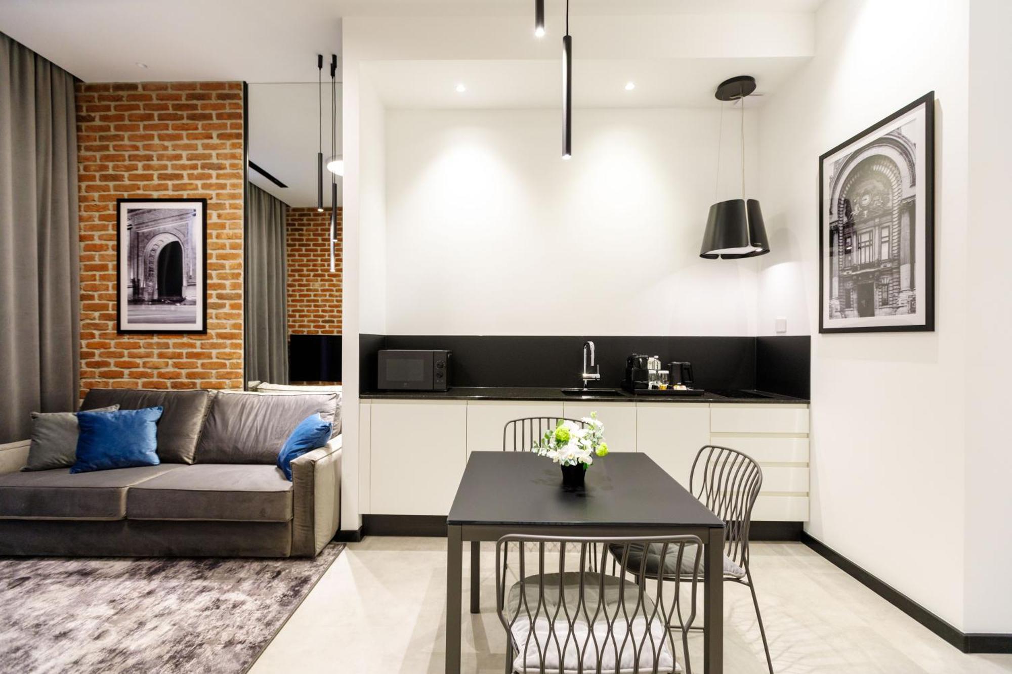 Old Town Snail Design Apartments Bucharest Exterior photo